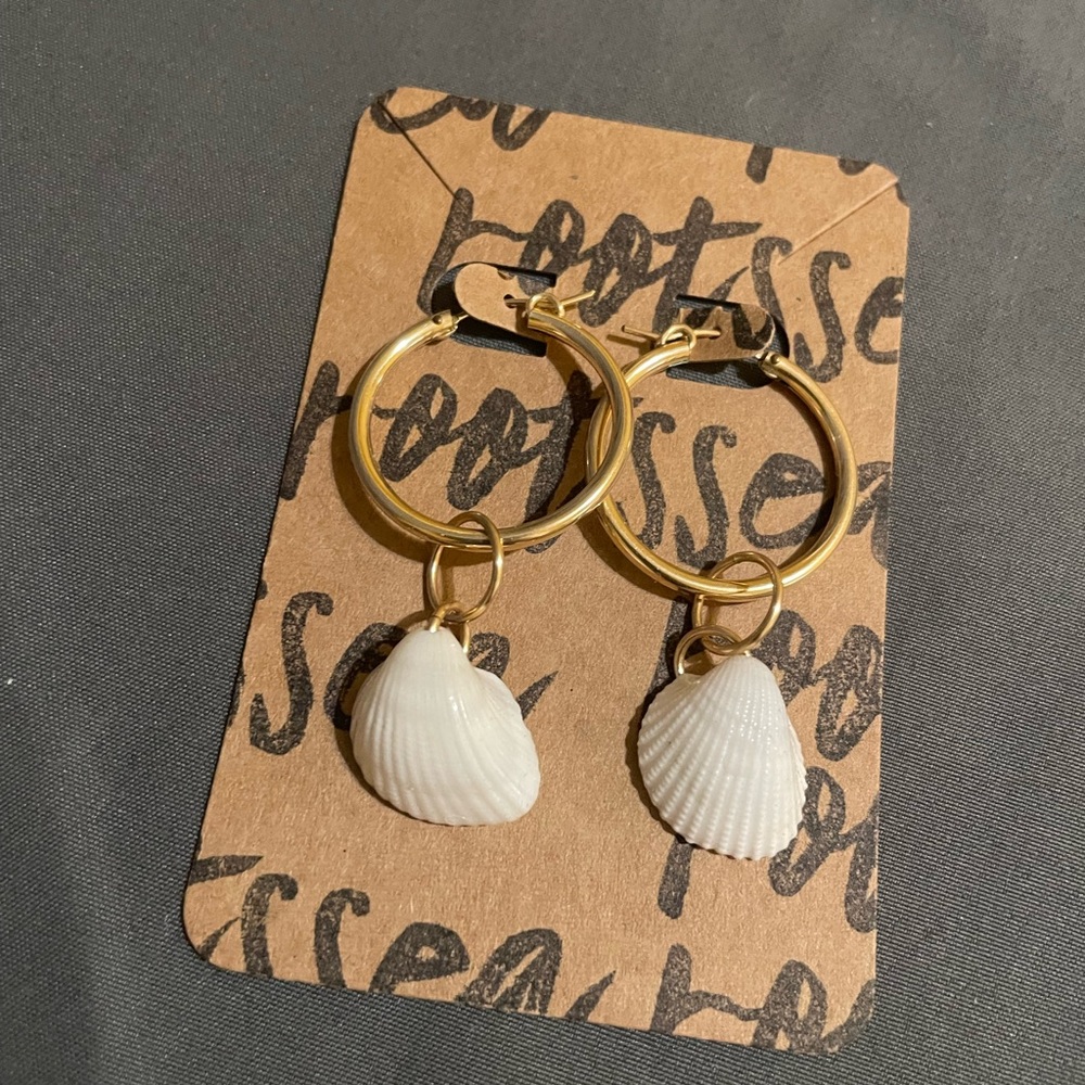 Roots sea Gold Hoop Earrings with White Shell Charms